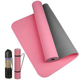 Tapis de yoga TPE utilisé pour une posture de yoga