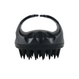 Gros plan sur les picots souples de la brosse silicone